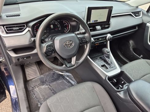 Used 2023 Toyota RAV4 XLE AWD/4WD image 16