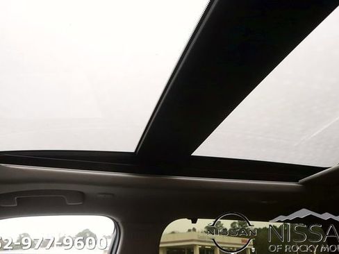 New 2026 Nissan Rogue Platinum image 31