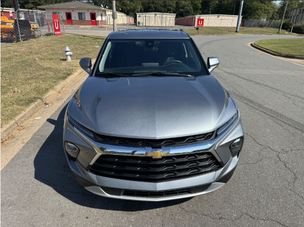 Used 2025 Chevrolet Blazer LT FWD image 7