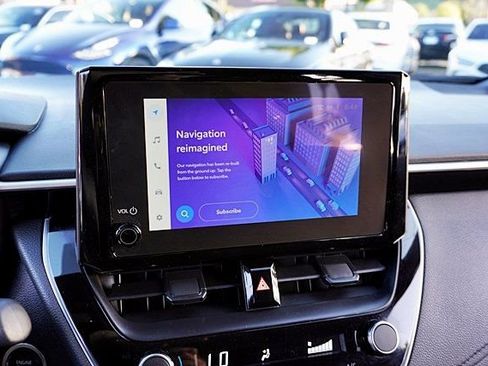 Used 2025 Toyota Corolla SE image 24