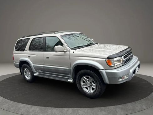 Used 2000 Toyota 4Runner Limited AWD/4WD image 8