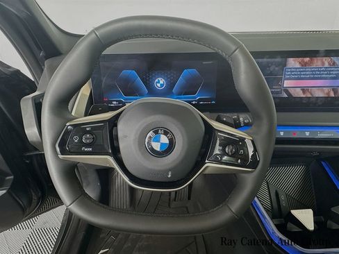 Used 2025 BMW X3 xDrive30i w/ Premium Package image 11