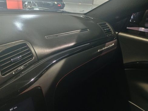 Used 2018 Maserati GranTurismo Sport RWD image 23