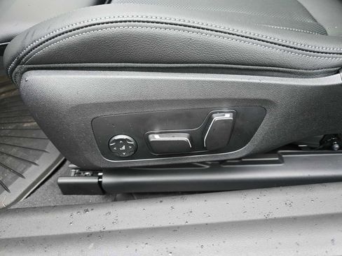 New 2026 BMW 230i xDrive 230i xDrive w/ Premium Package image 21