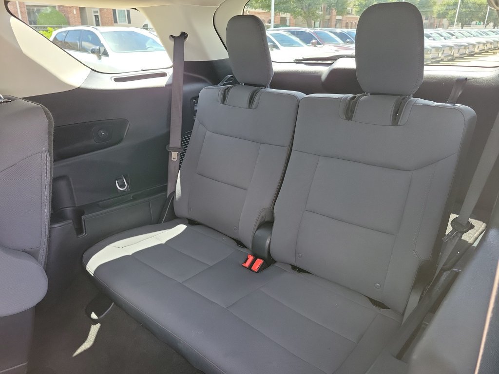 Used 2026 Ford Explorer Active AWD/4WD image 6