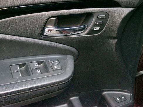 Used 2021 Honda Pilot Touring image 20