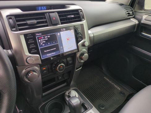 Used 2021 Toyota 4Runner SR5 Premium w/ Moonroof Package AWD/4WD image 23