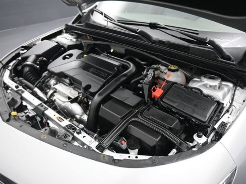 Used 2022 Chevrolet Malibu LT FWD image 47