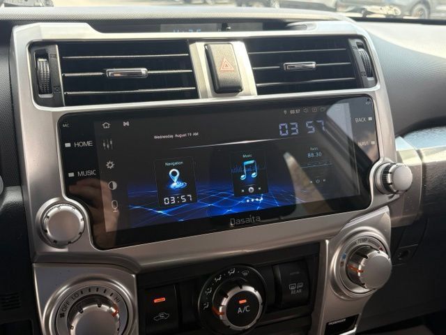 Used 2019 Toyota 4Runner SR5 AWD/4WD image 17