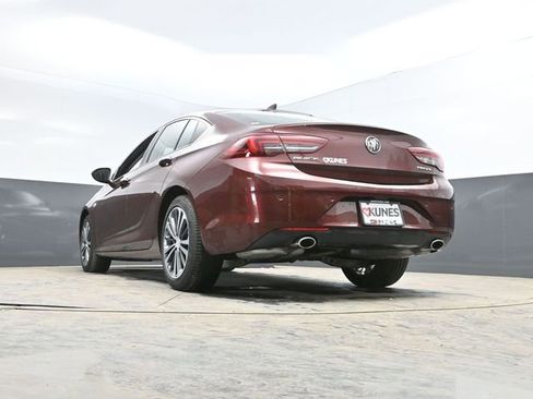 Used 2018 Buick Regal Essence w/ Driver Confidence Package #1 image 47