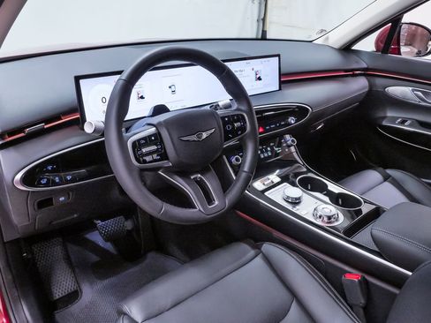 Certified 2026 Genesis GV70 2.5T image 2