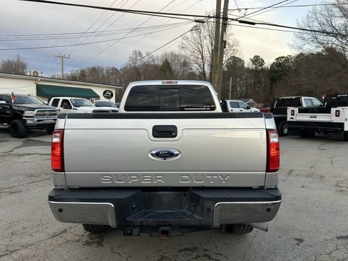 Used 2015 Ford F350 Lariat w/ Lariat Interior Package image 7