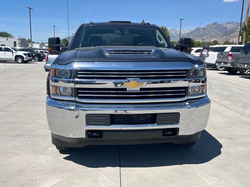 Used 2018 Chevrolet Silverado 3500 LT image 8