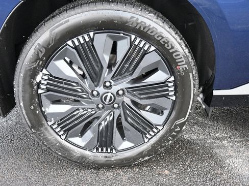 New 2025 Nissan Murano Platinum w/ Cargo Package AWD/4WD image 9
