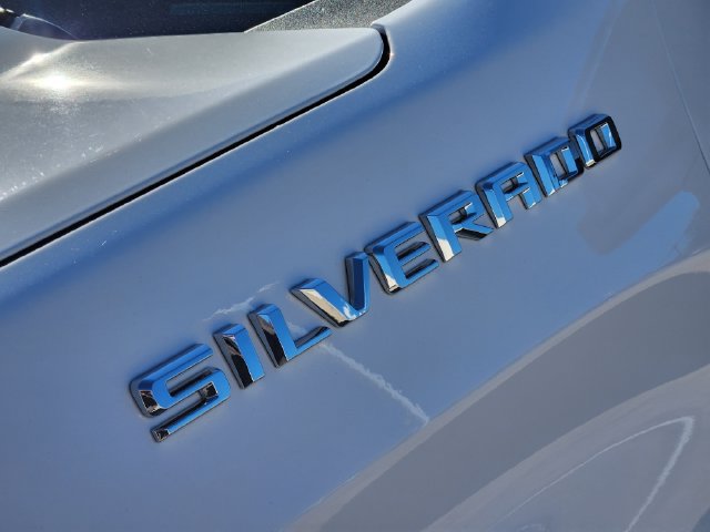 Used 2022 Chevrolet Silverado 1500 LT RWD image 9
