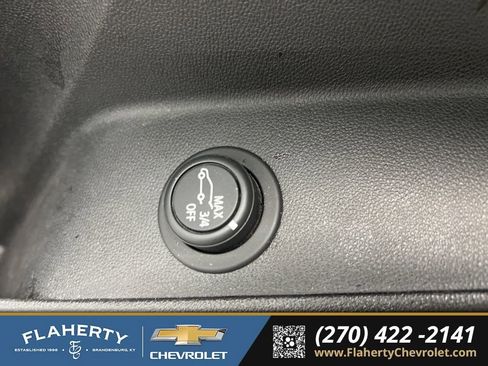 Used 2020 Chevrolet Equinox LT image 23