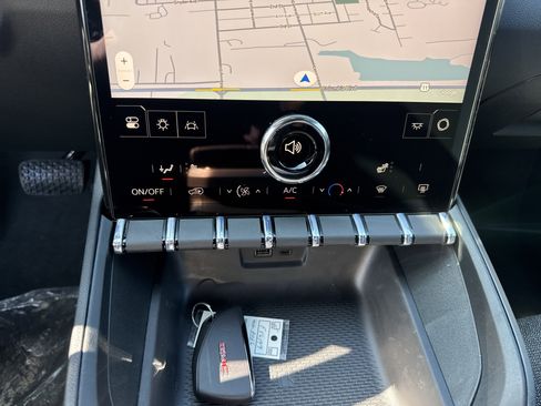 New 2026 GMC Terrain Elevation w/ Technology Package II AWD/4WD image 25