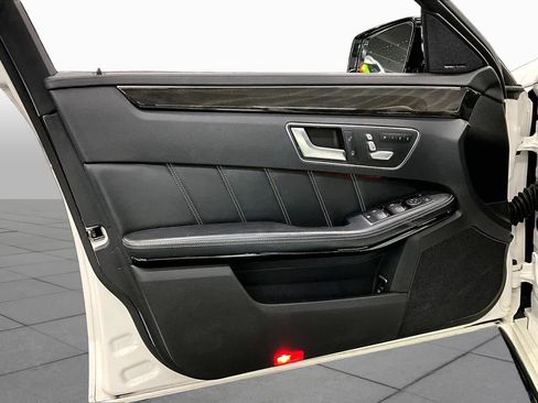 Used 2014 Mercedes-Benz E 63 AMG S-Model image 21