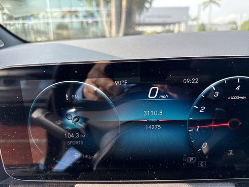Used 2022 Mercedes-Benz GLA 250 image 3