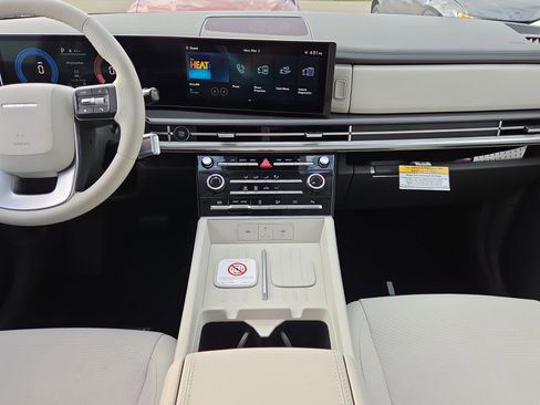 New 2026 Hyundai Santa Fe SE image 11