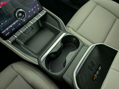 New 2026 GMC Terrain Elevation w/ Elevation Premium Package image 27