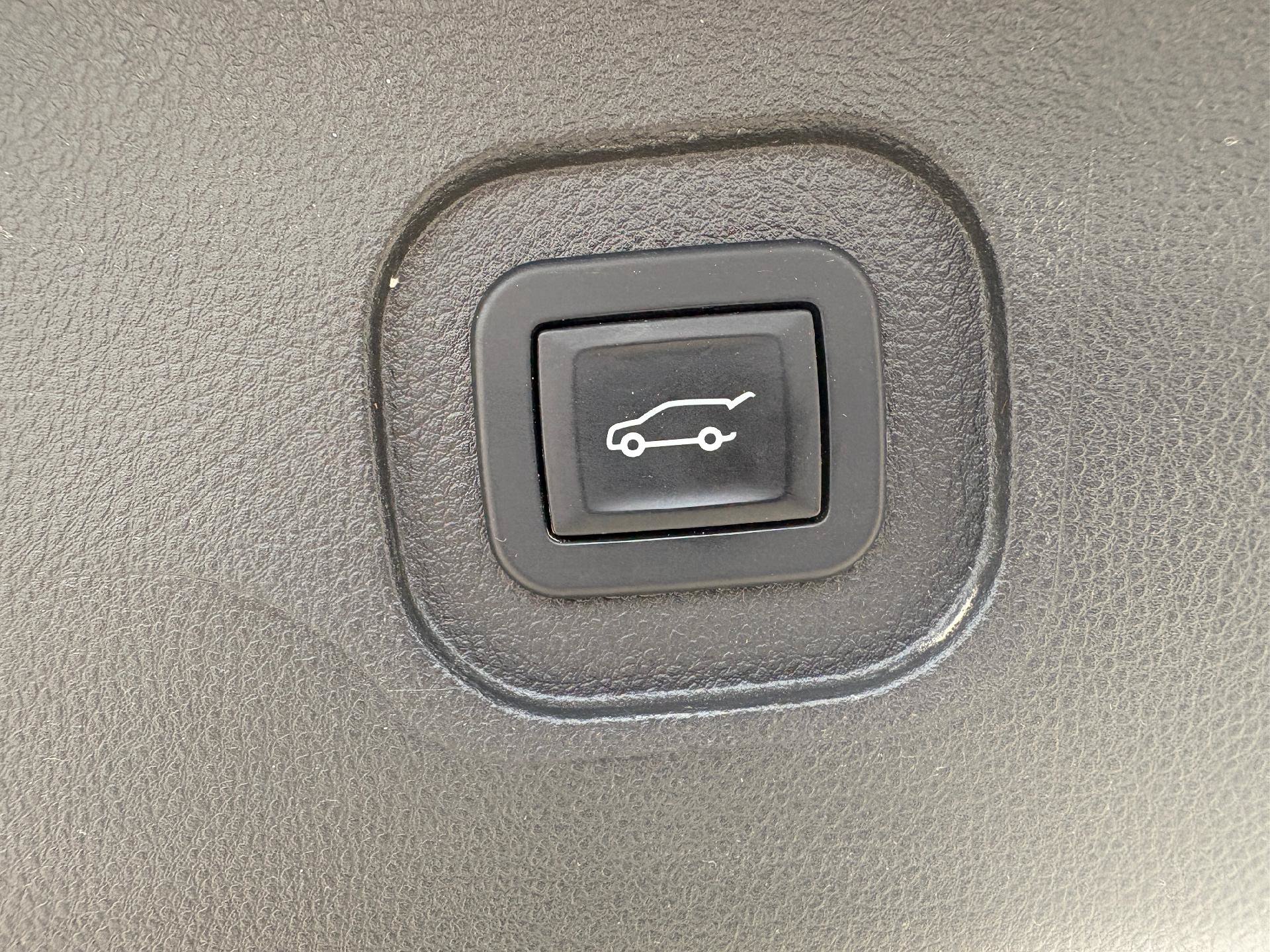 Used 2011 Chevrolet Equinox LTZ AWD/4WD image 15