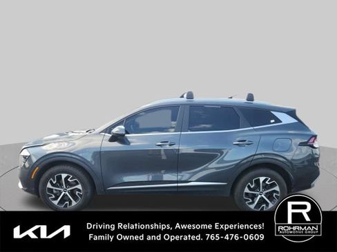 Used 2023 Kia Sportage EX AWD/4WD image 6