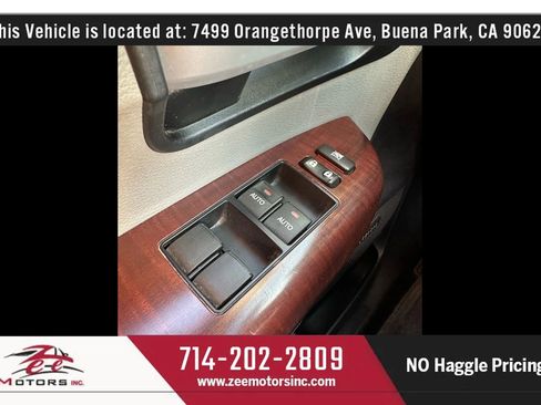 Used 2013 Toyota Sequoia Platinum image 48