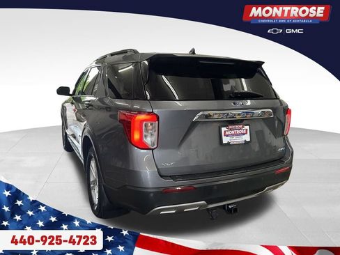 Used 2022 Ford Explorer XLT w/ Equipment Group 202A AWD/4WD image 3