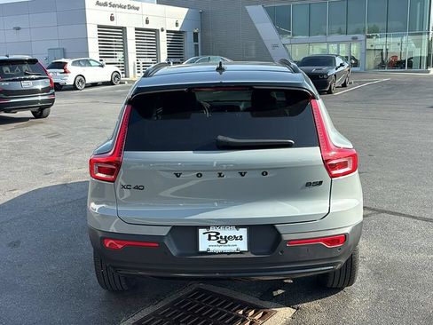 New 2026 Volvo XC40 B5 Ultra AWD/4WD image 30
