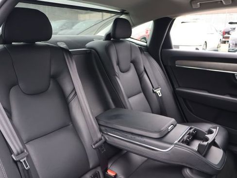 Used 2024 Volvo S90 B6 Plus AWD/4WD image 18