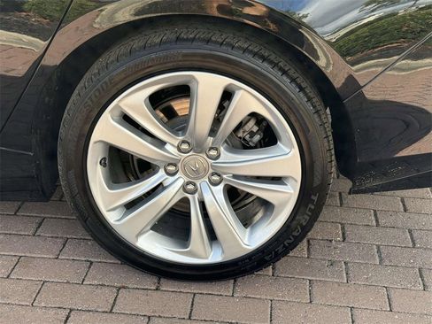 Used 2022 Acura TLX w/ Technology Package image 29