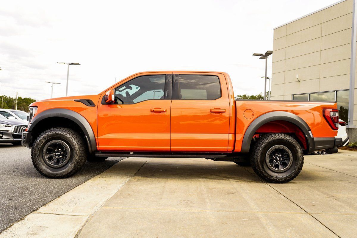 Used 2023 Ford F150 Raptor w/ Raptor Carbon Fiber Package AWD/4WD image 9