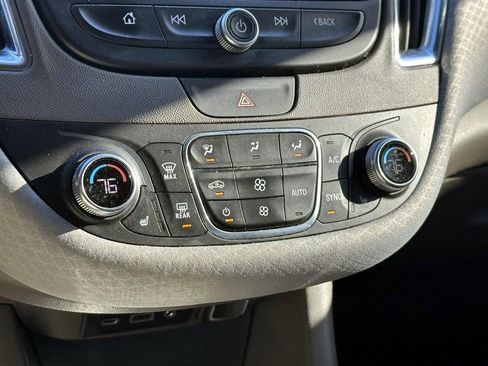 Used 2019 Chevrolet Malibu Hybrid image 27