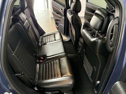 Used 2020 Jeep Grand Cherokee Limited X image 18