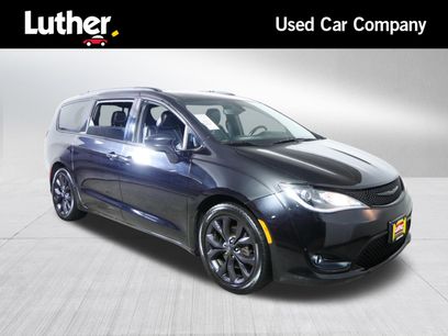 Used 2020 Chrysler Pacifica Touring-L