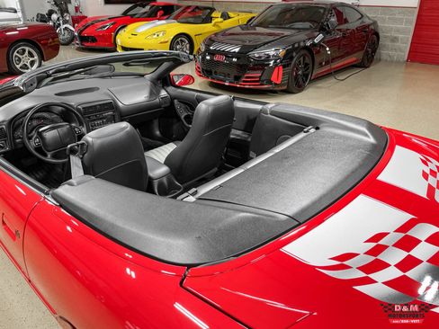 Used 2002 Chevrolet Camaro Z28 w/ SS Performance/Appearance Pkg image 37