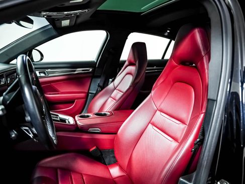 Certified 2023 Porsche Panamera 4 w/ Premium Package AWD/4WD image 5
