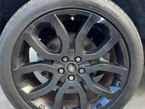 Used 2016 Land Rover Range Rover Evoque SE Premium image 31
