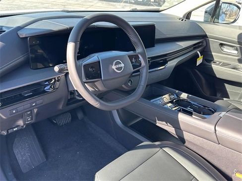 New 2025 Nissan Murano SV image 10