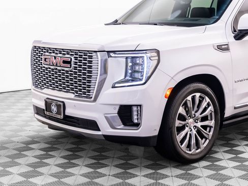 Used 2024 GMC Yukon Denali w/ Denali Reserve Package AWD/4WD image 43