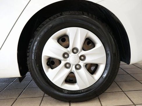 Used 2018 Kia Forte LX w/ LX Popular Package image 49