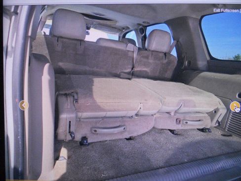 Used 2003 GMC Yukon SLT w/ 1SD Preferred Equipment Group AWD/4WD image 13