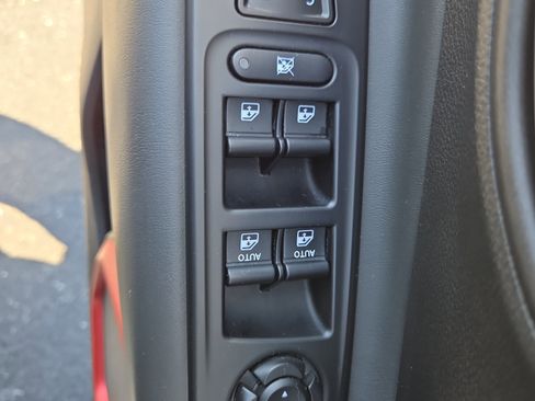 Certified 2023 Jeep Renegade Trailhawk AWD/4WD image 30