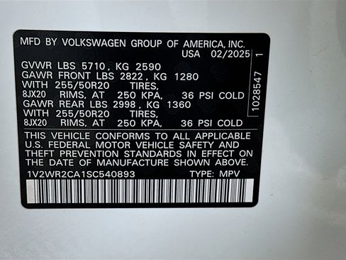 Used 2025 Volkswagen Atlas SE image 12