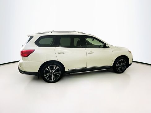 Used 2020 Nissan Pathfinder Platinum w/ Cargo Package image 10