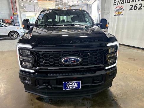 Certified 2023 Ford F250 Lariat w/ Lariat Ultimate Package AWD/4WD image 3