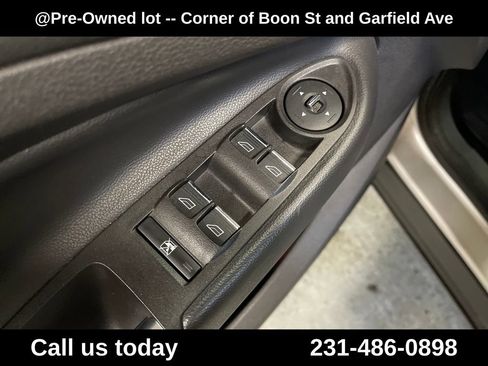 Used 2014 Ford Escape Titanium w/ Equipment Group 401A AWD/4WD image 16
