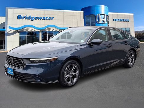 Used 2024 Honda Accord EX-L image 3