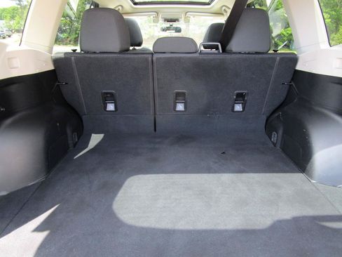 Used 2021 Subaru Forester Premium AWD/4WD image 9